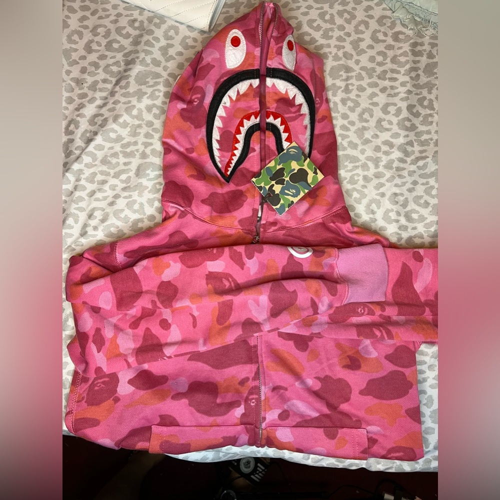 Women’s bape jacket !!